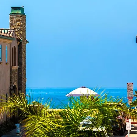 Newport Pacific I & II Villa